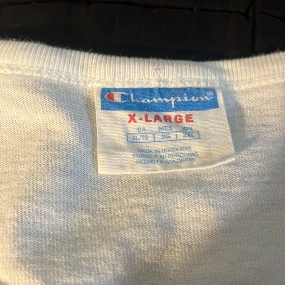 Champion Long-Sleeved Tee-Shirt - Picture 5 of 5